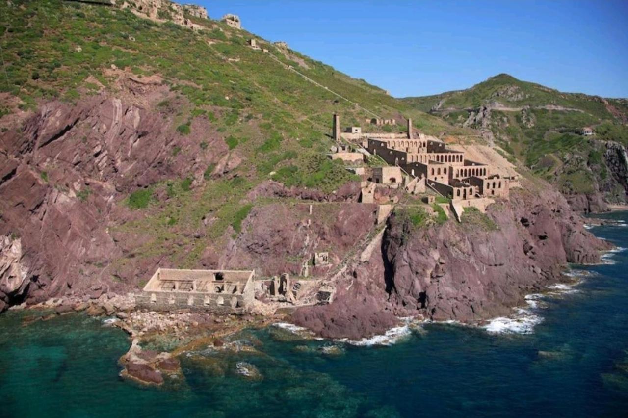 Vila L'Estasi Tanca Piras A Bordo Piscina Con Vista Mare Nebida Exteriér fotografie